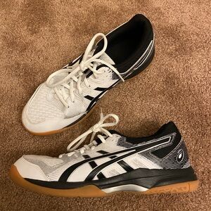 Size 10 ASICS Women’s White and Black Volleyball/Gym Shoes